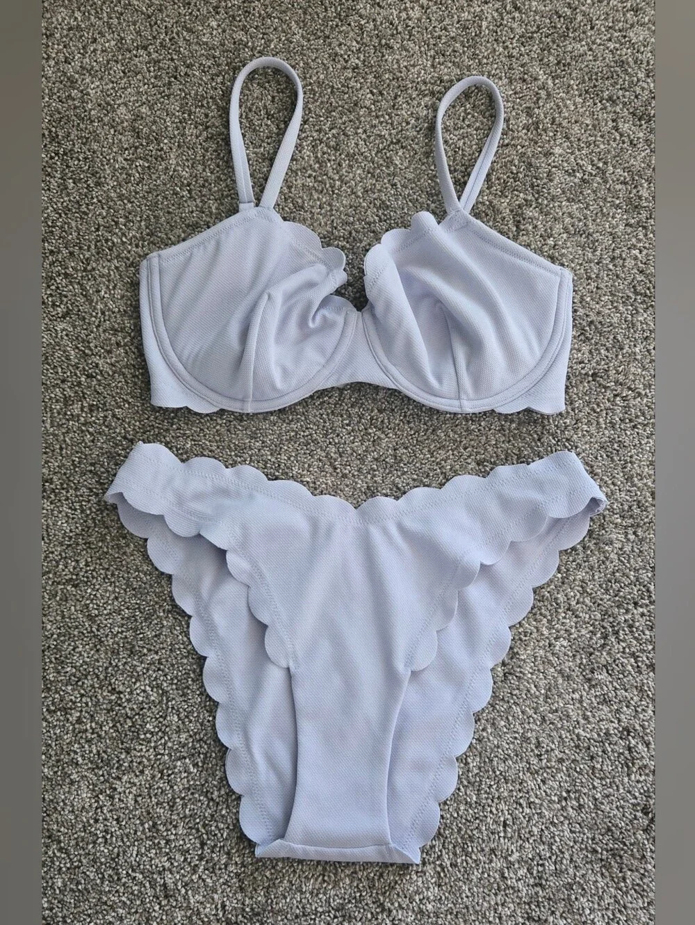 Victoria's Secret Lt Blue Scallop Underwire Bikini M/34DD